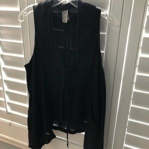 New Match Point Black cotton vest